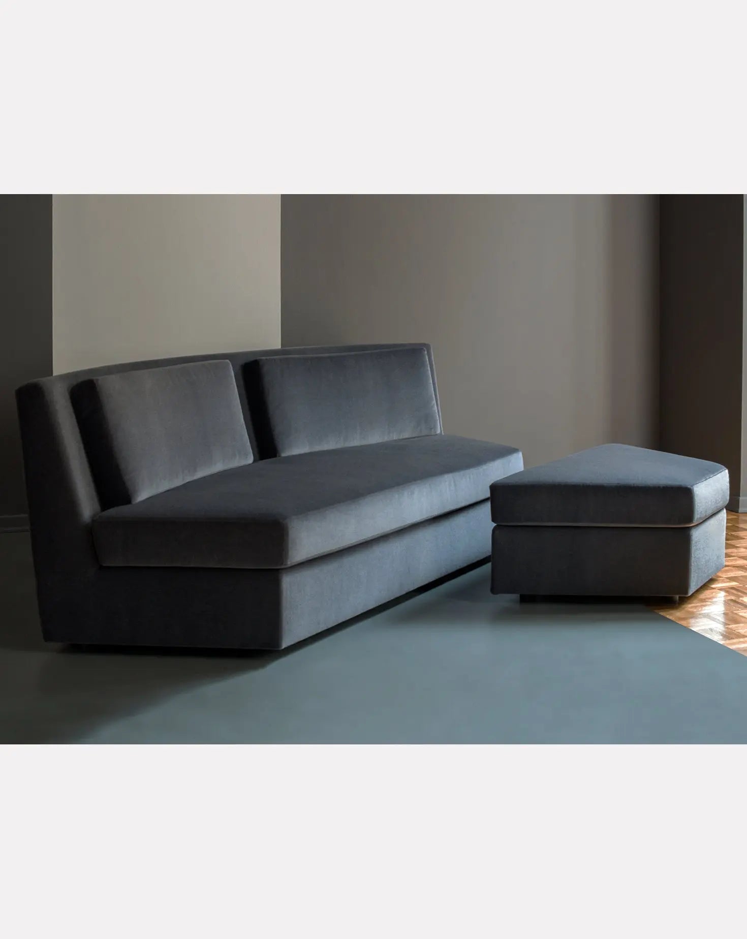 Pouf Stool / Ottoman