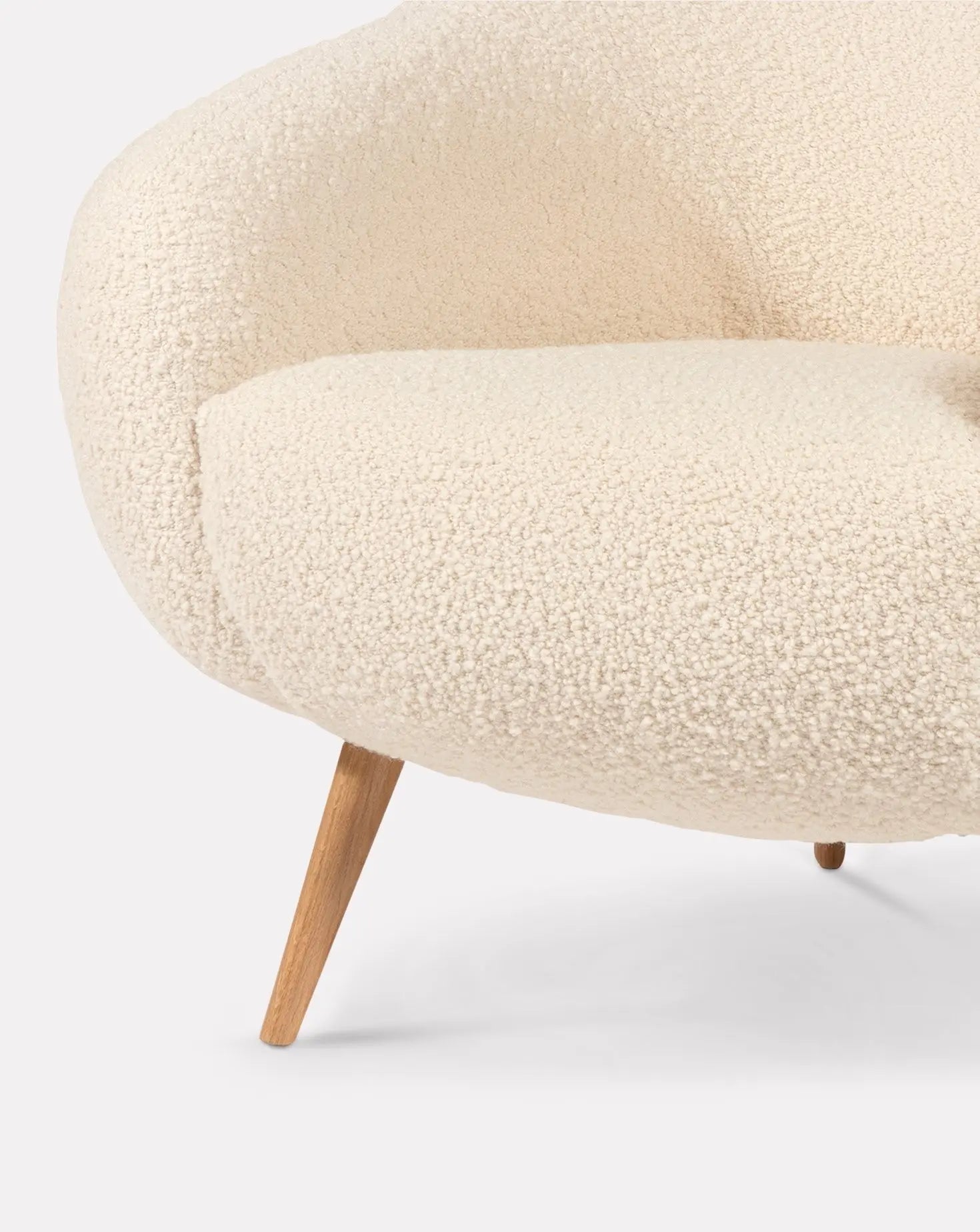 Handcrafted Niemeyer Armchair Collection