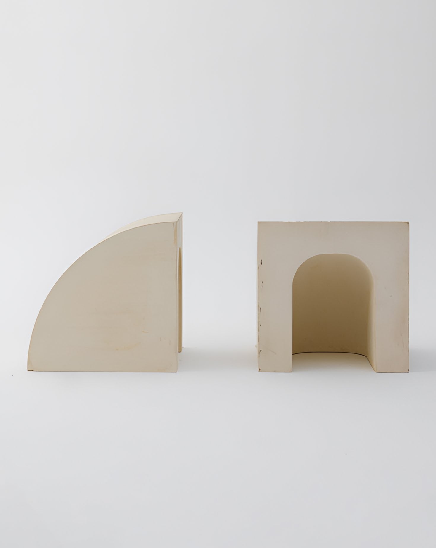 Cream Shelving Bench